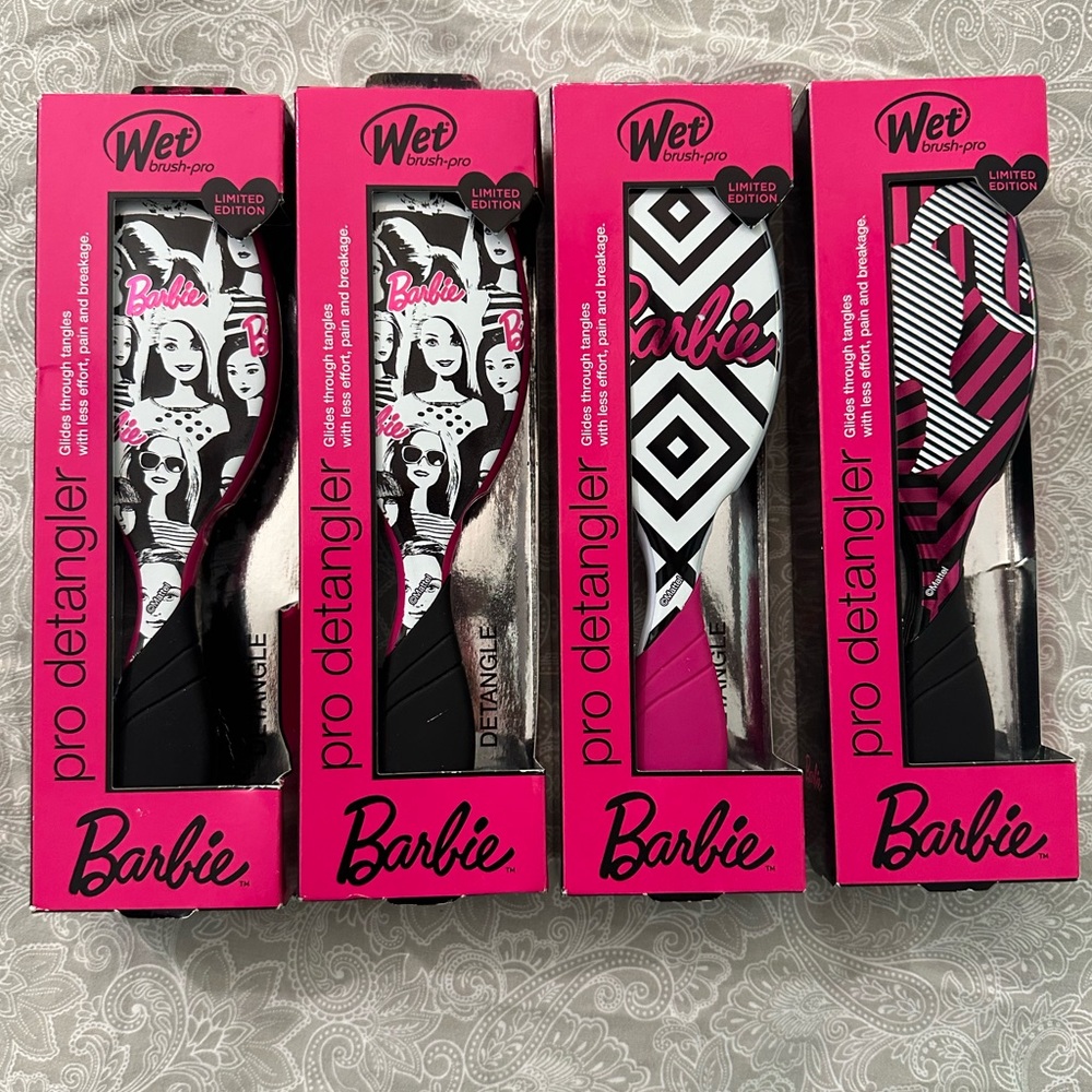 4 BARBIE Hair Brushes by Wet Brush Pro